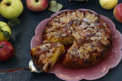 בריאה ומענגת: עוגת תפוח בננה קלה להכנה ומושלמת!